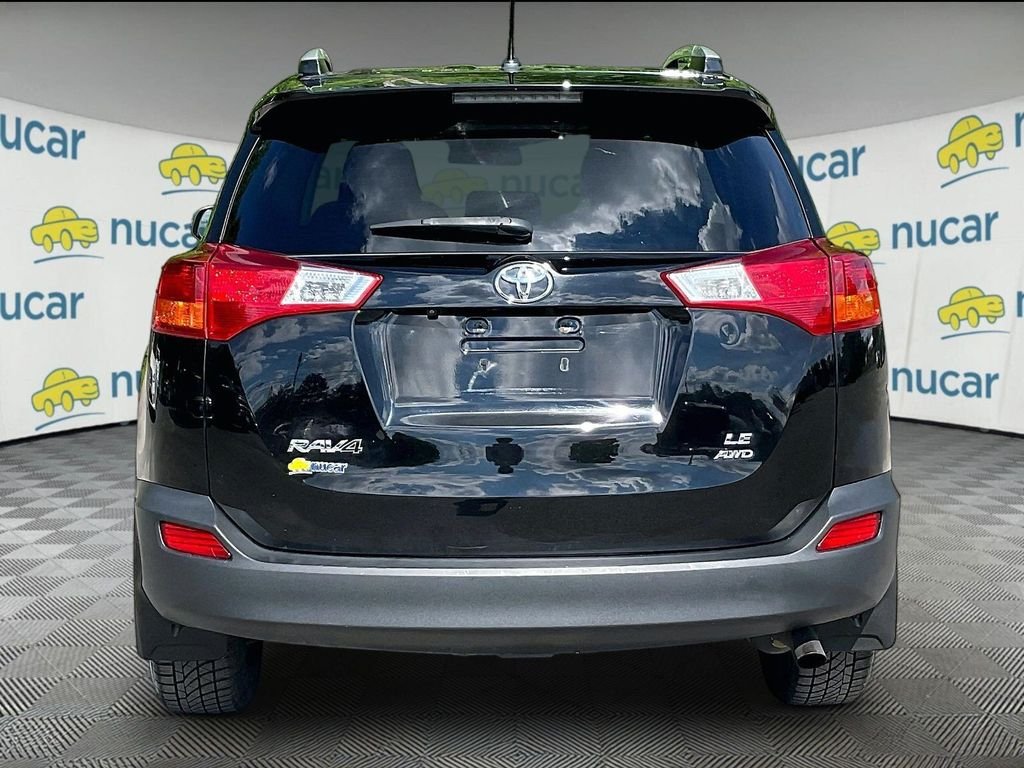 Used 2013 Black Toyota LE image 5