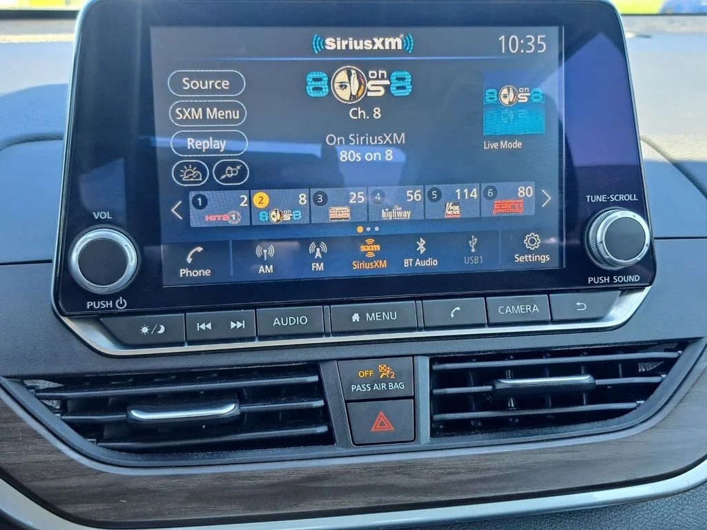 2025 Nissan Altima SV - Photo 10