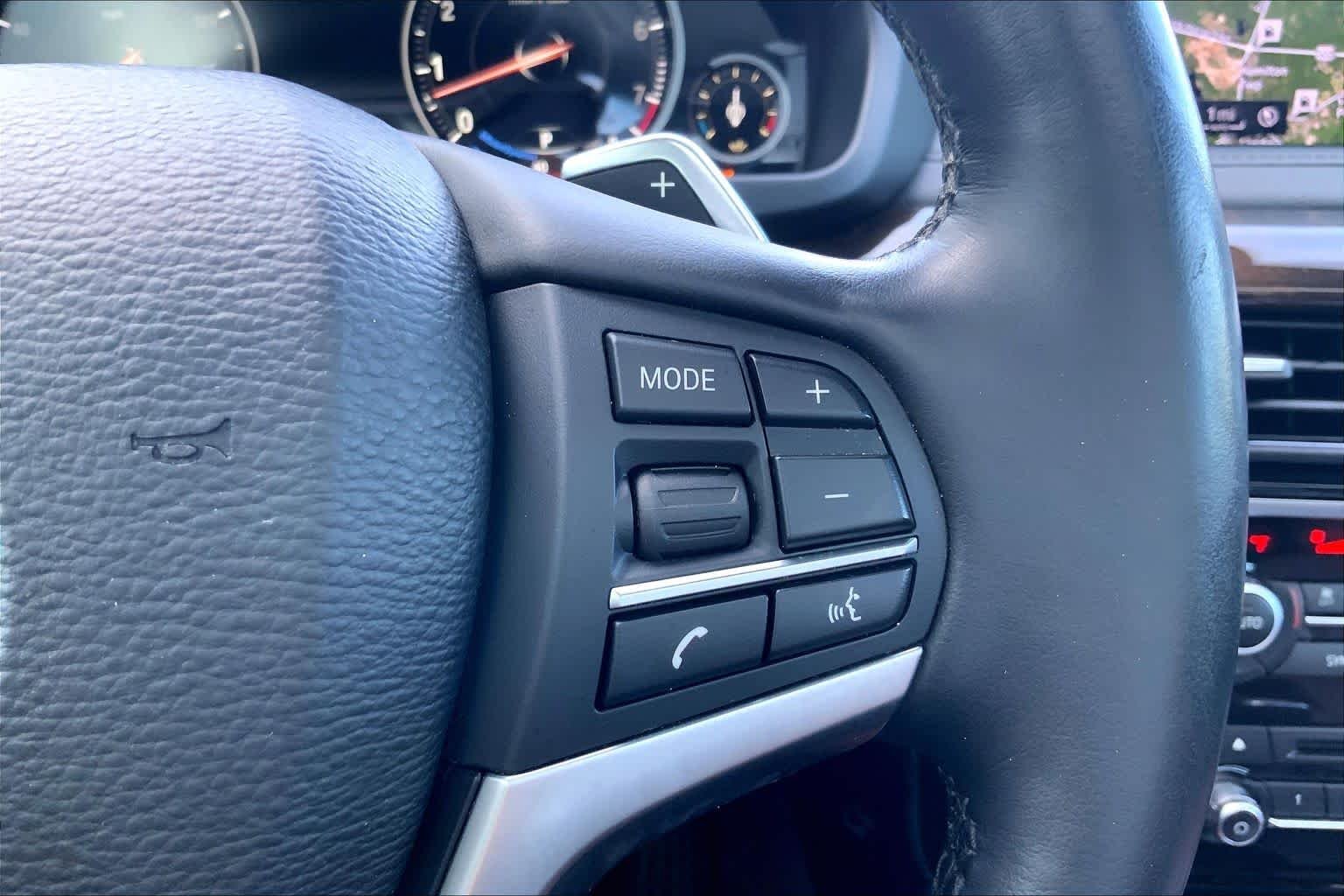 Used 2019 Space Gray Metallic BMW xDrive35i image 24