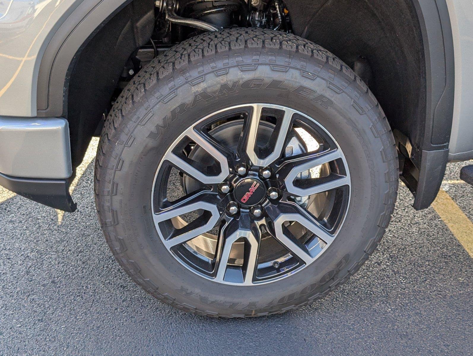 2026 GMC Sierra 1500 AT4 - Photo 11