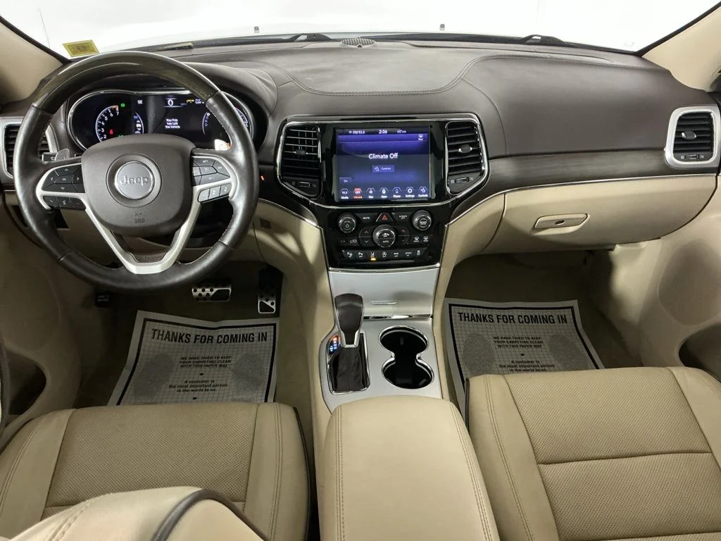 Certified Used 2020 White Jeep Overland image 17