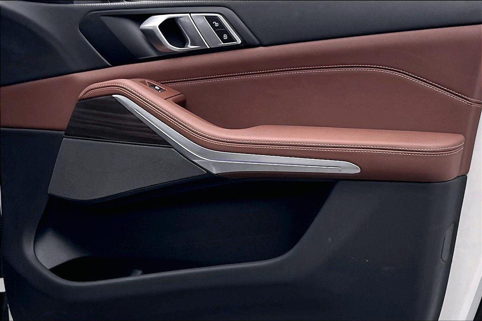 2025 BMW X5 40i - Photo 30