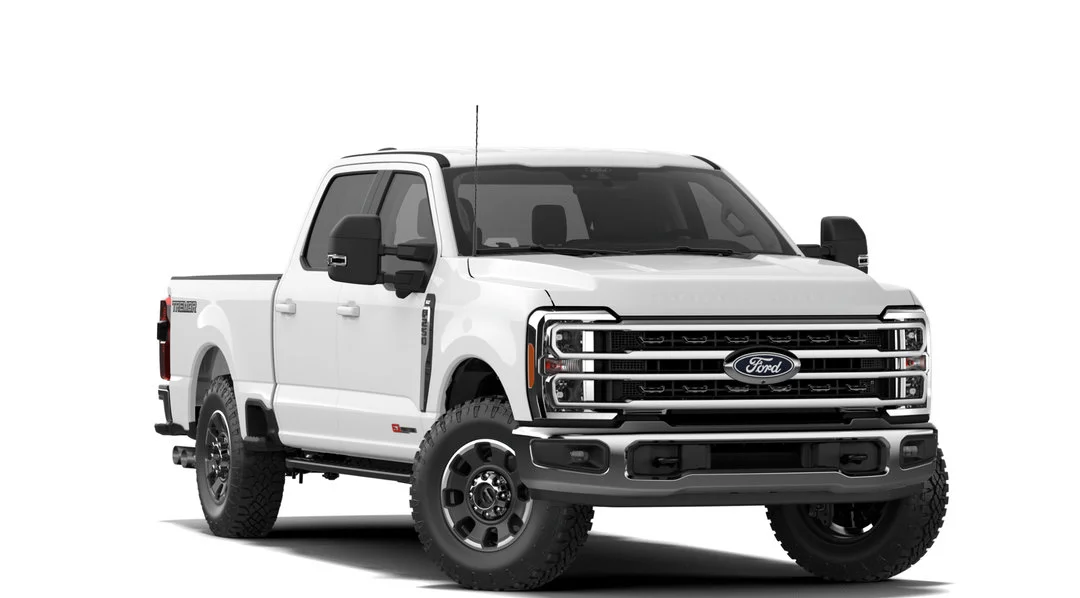 New 2027 Oxford White Ford XLT image 4