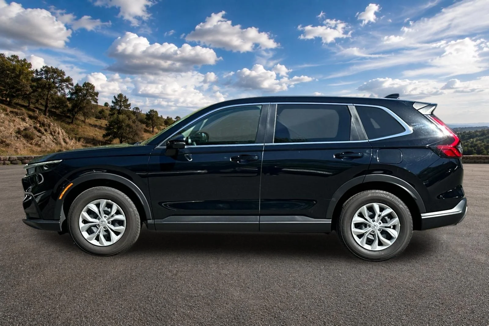 Used 2025 Crystal Black Pearl Honda LX image 8
