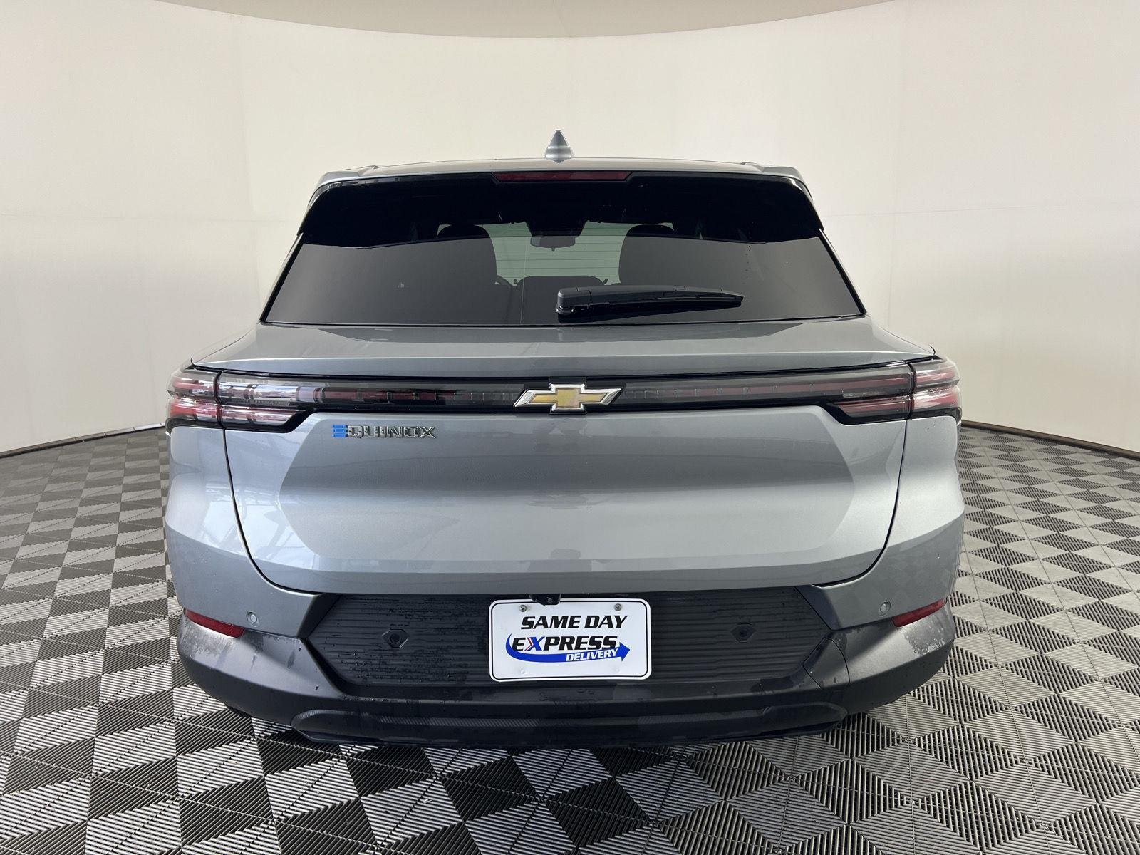 Used 2026 Sterling Gray Metallic Chevrolet LT1 w/PCY image 23