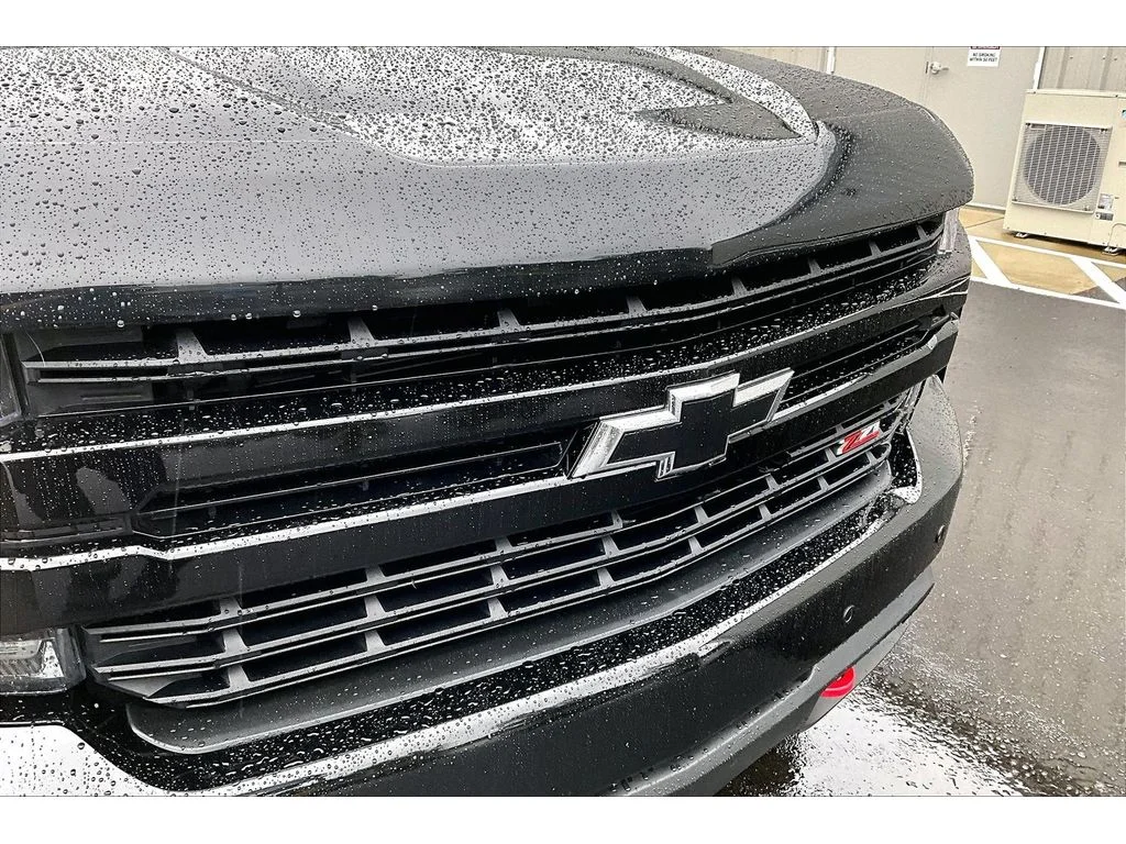 Used 2022  Chevrolet LT Trail Boss image 30