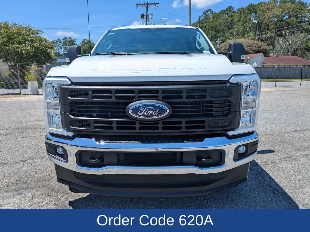 Certified Used 2025 Oxford White Ford XL image 9