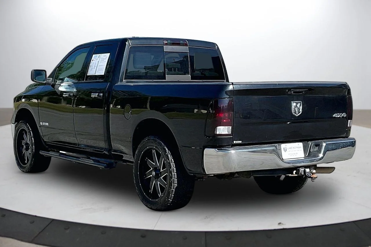 Certified Used 2018 Black Ram SLT image 7