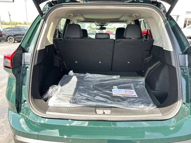 New 2026 Obsidian Green Nissan Dark Armor image 7