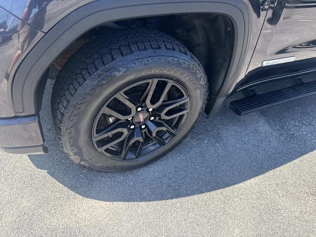 Used 2022 Titanium GMC Elevation image 13