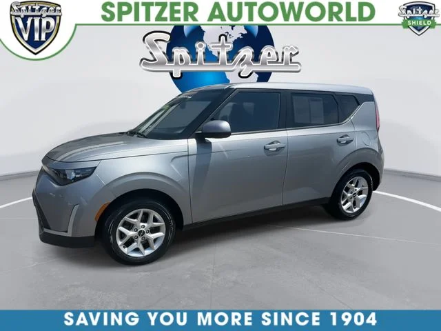 Certified Used 2023 Gray Kia LX image 4