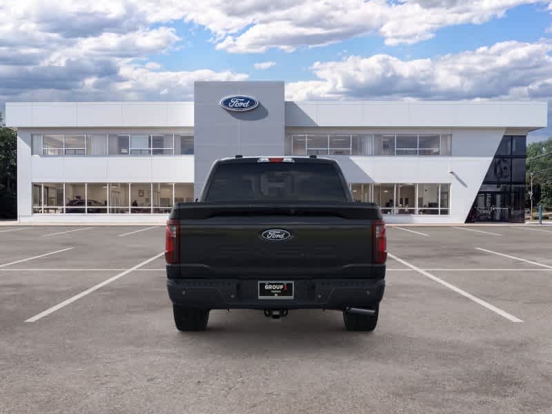 New 2026 Agate Black Metallic Ford XLT image 5