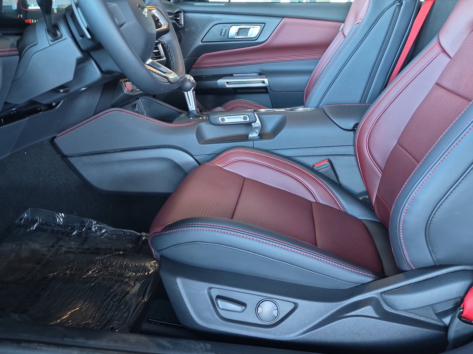 New 2026 Avalanche Gray Ford GT Premium Convertible image 19