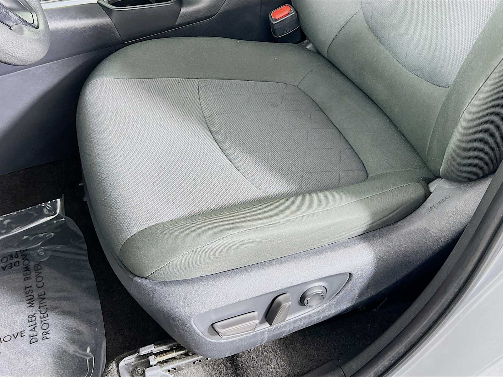 Used 2025 Silver Sky Metallic Toyota XLE image 19