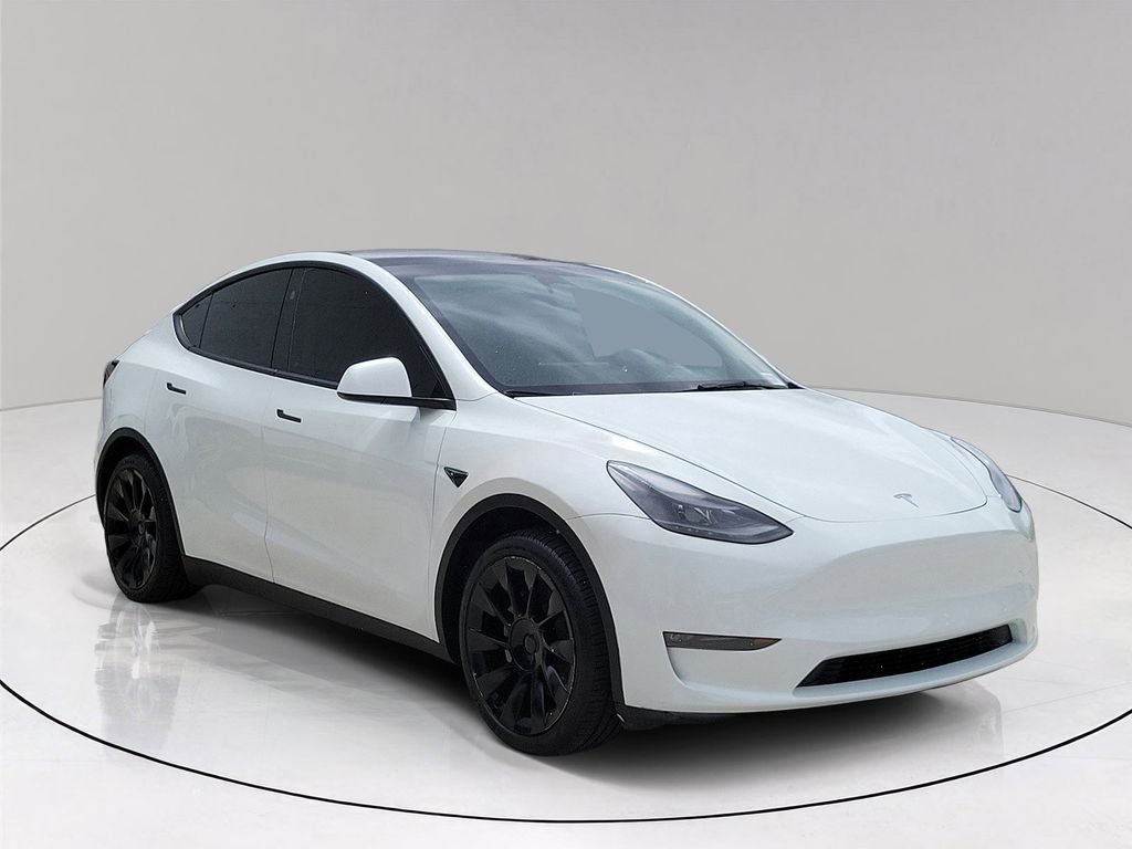 2023 Tesla Model Y Long Range Dual Motor All-Wheel Drive's photo