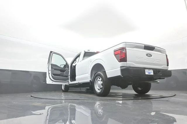New 2026 Oxford White Ford XL image 43