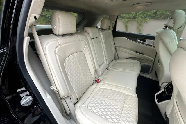 Used 2020  Lincoln Black Label image 24