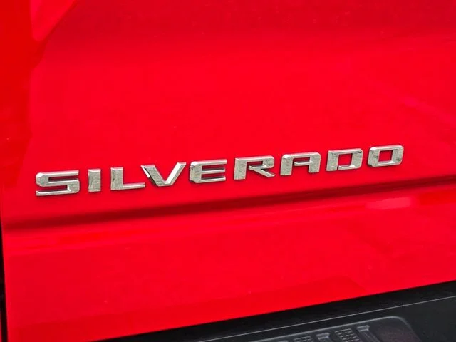 Used 2025 Red Chevrolet LT image 15