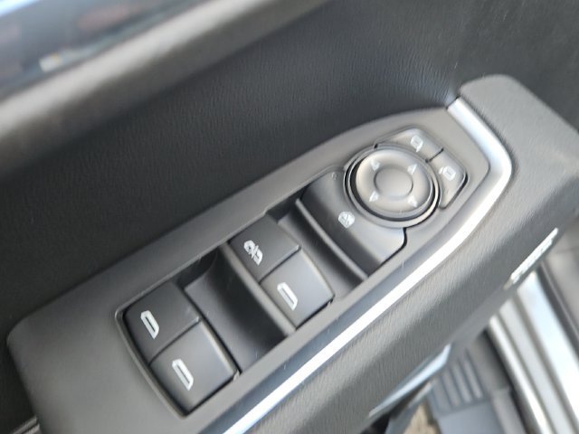 New 2026 Sterling Metallic GMC Elevation image 20