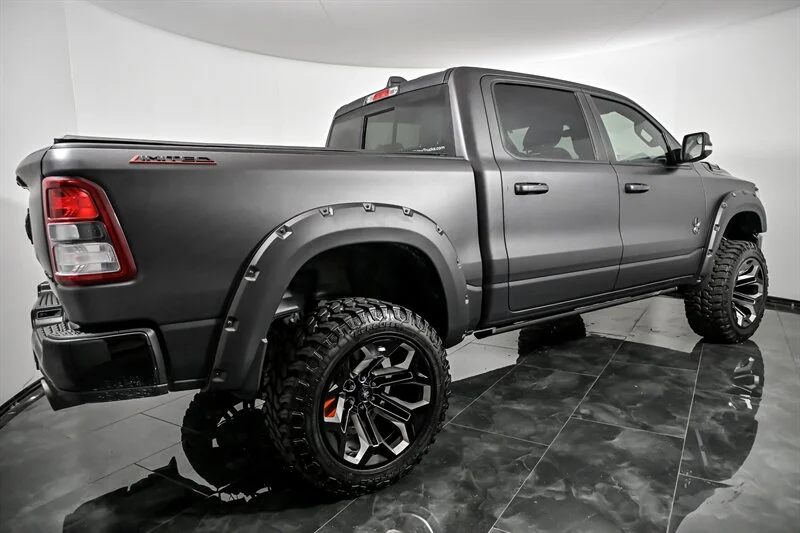 Used 2022 Diamond Black Crystal Pearl Coat RAM Big Horn image 8