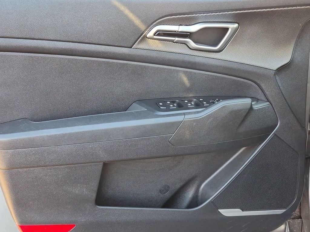 Certified Used 2025 Steel Gray Kia LX image 22