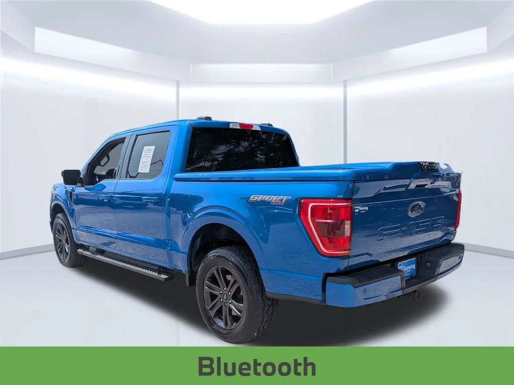 Used 2021 Blue Ford XLT image 3