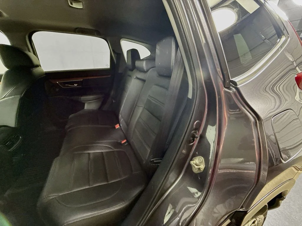 Used 2019 Modern Steel Metallic Honda Touring image 25