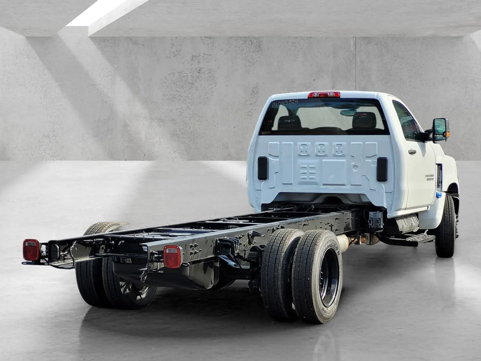 New 2023 Summit White Chevrolet LT image 6