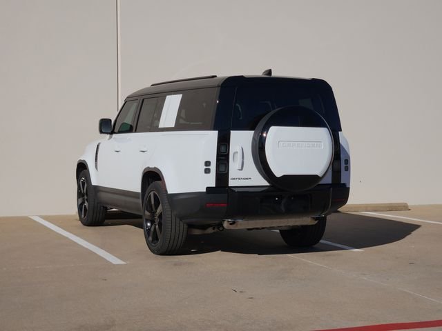 2026 Land Rover Defender 3