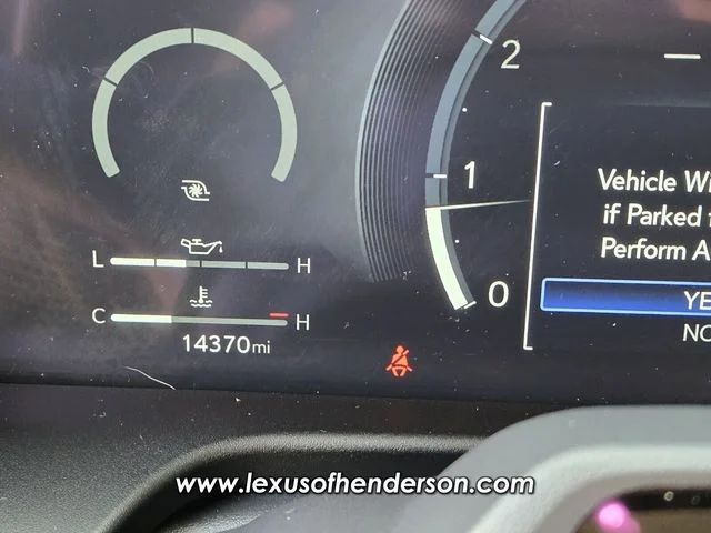 Certified Used 2025  Lexus 550 Luxury+ image 32