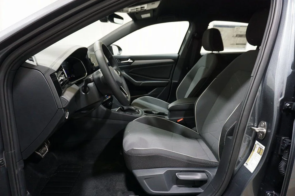 New 2026 Gray Volkswagen 1.5T Sport image 10