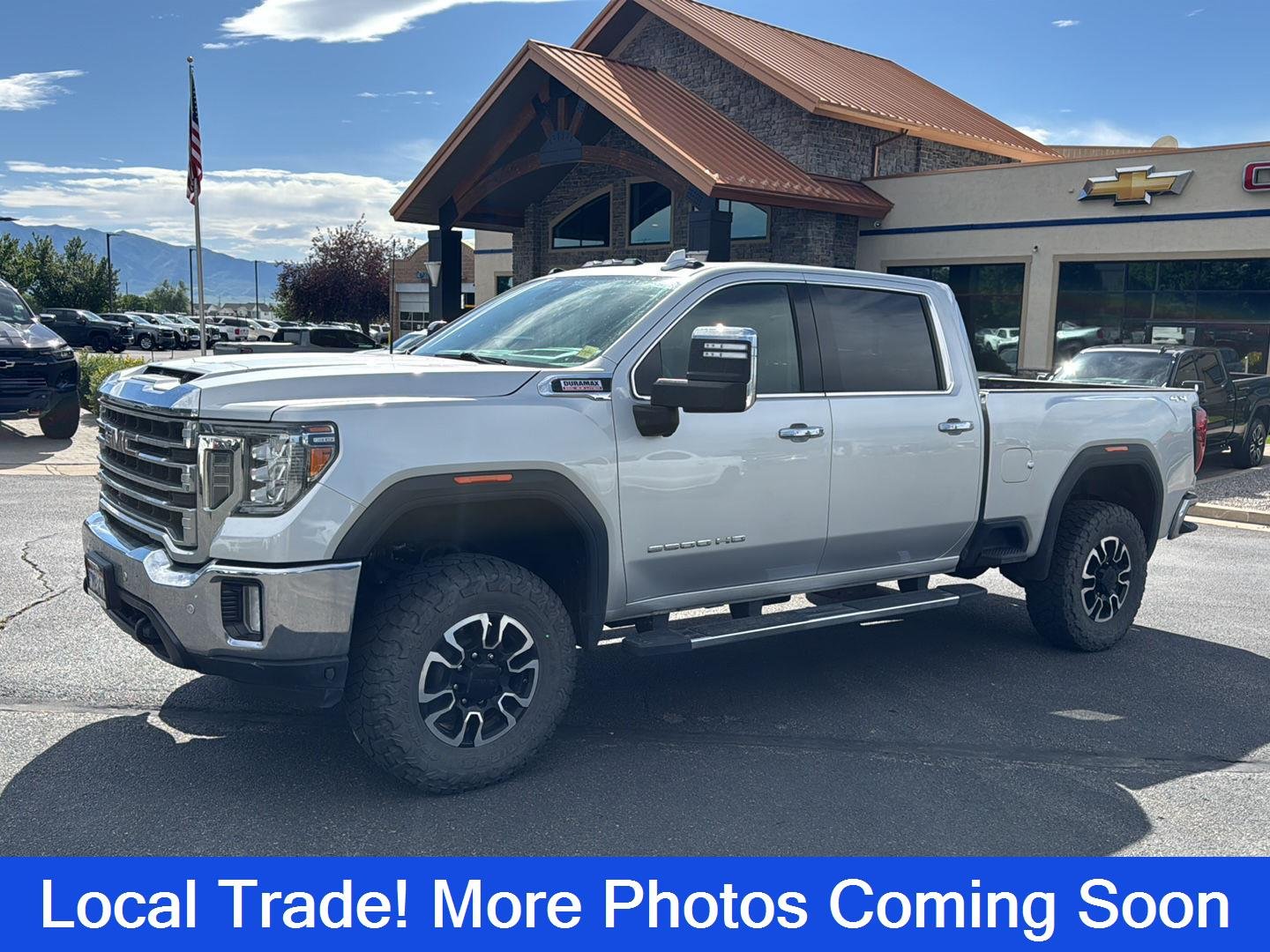 Used 2020 QUICKSILVER METALLIC GMC SLT image 1