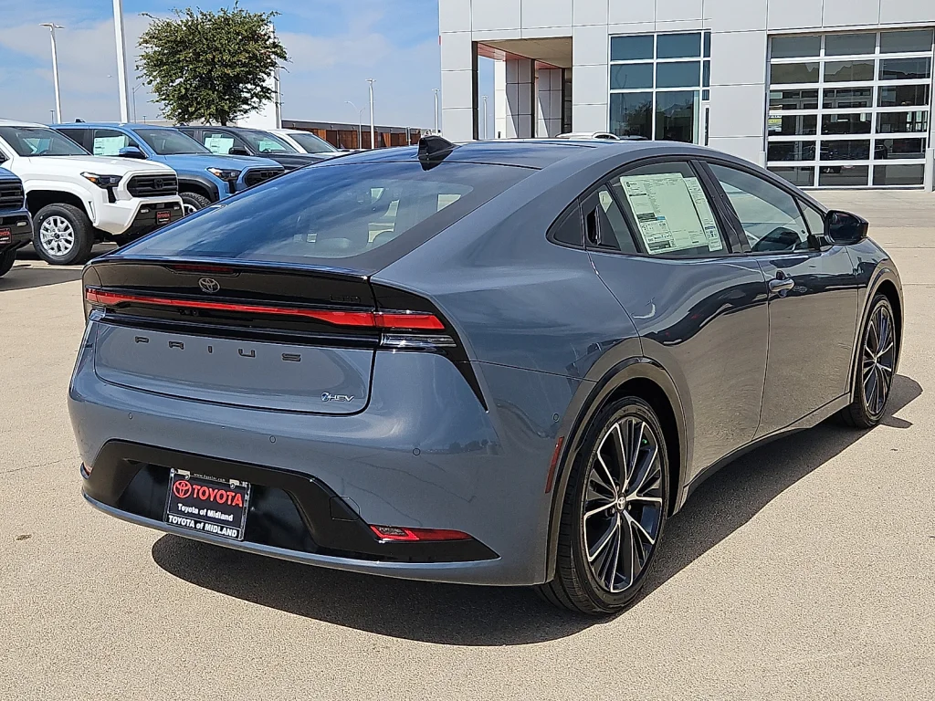 New 2027 Guardian Gray Toyota Limited image 3