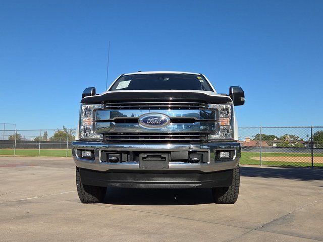 2017 Ford F-350 Lariat photo 2