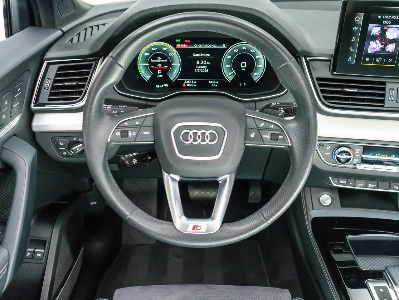 Used 2024 Glacier White Metallic Audi Premium Plus 55 TFSI e S line quattro S tronic image 21