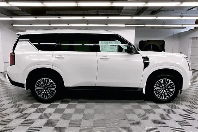 New 2026 Aspen White Tricoat Nissan SL image 19