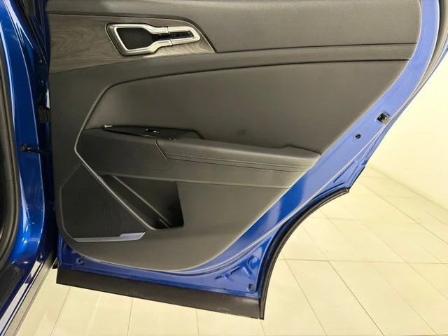 Used 2024 Sapphire Blue Kia X-Line image 21