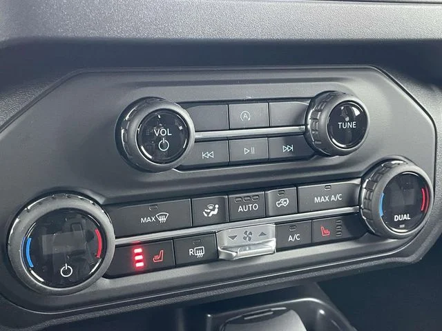 New 2026 Avalanche Gray Ford Big Bend® image 21