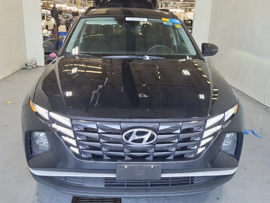 Used 2023 Black Hyundai SEL image 7