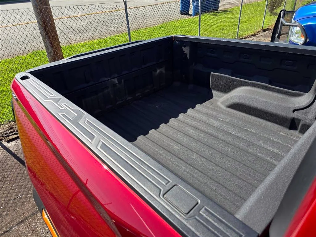 Used 2025 Volcanic Red Tintcoat GMC Elevation image 16