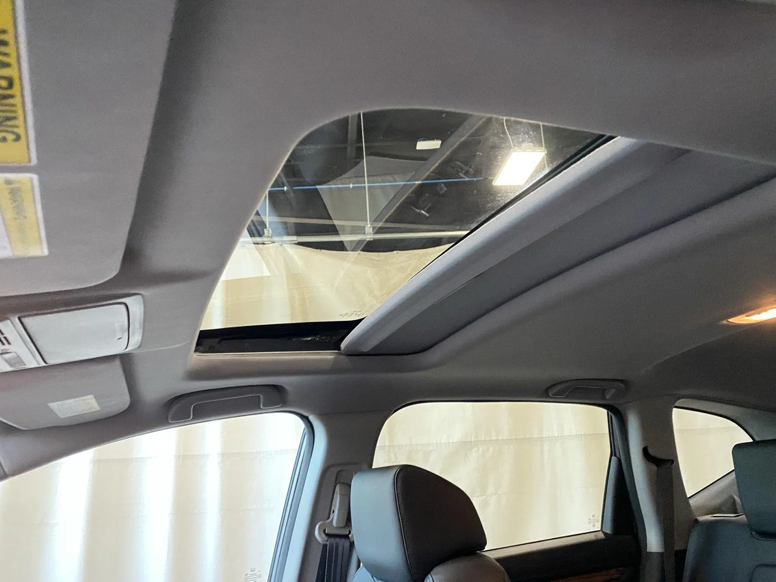 Used 2019 Modern Steel Metallic Honda Touring image 25