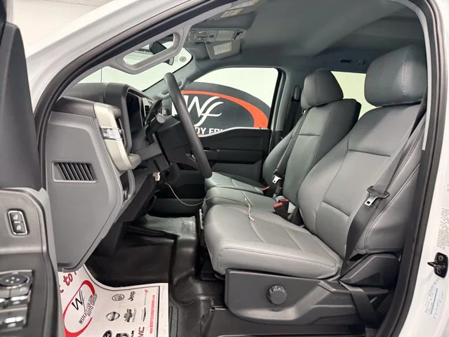 New 2026 Oxford White Ford F-350® XL image 28