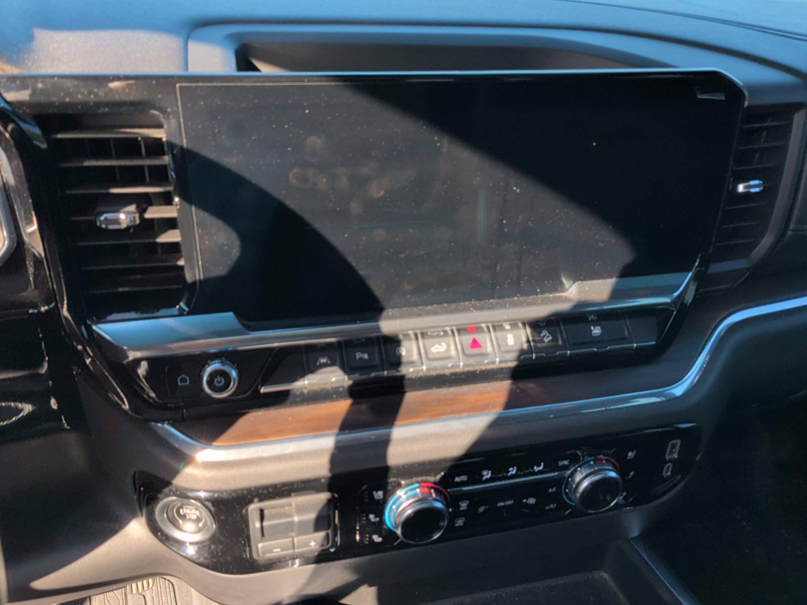 Used 2024 Sterling Metallic GMC SLT image 13