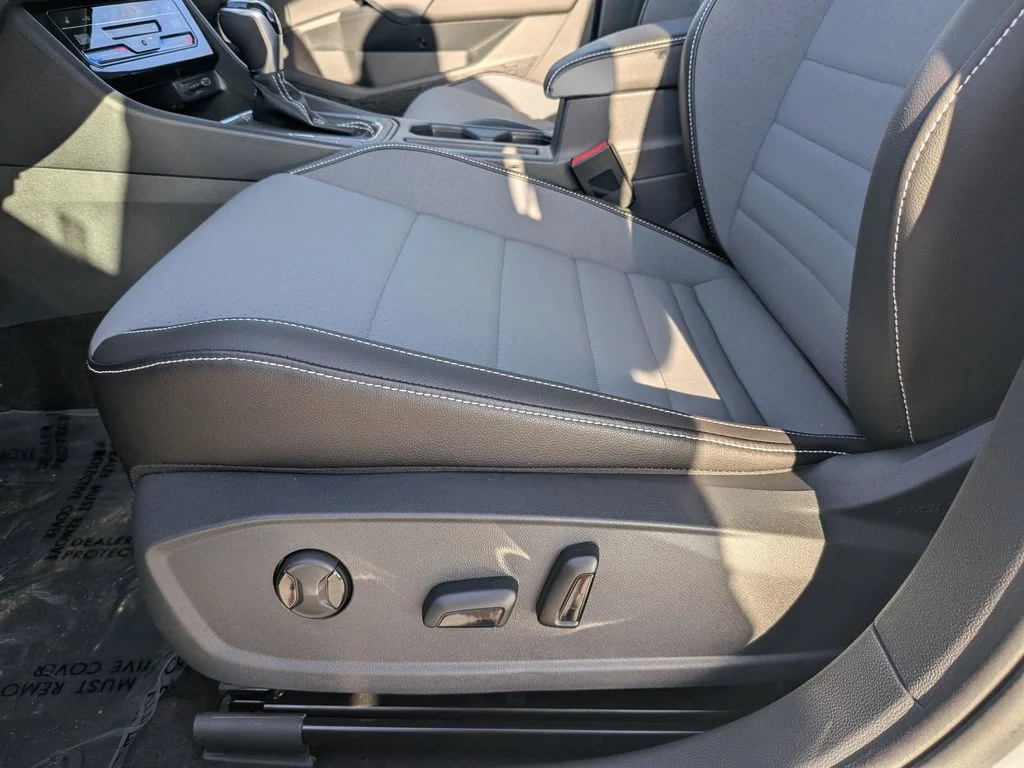 New 2026 Gray Volkswagen 1.5T SE image 15