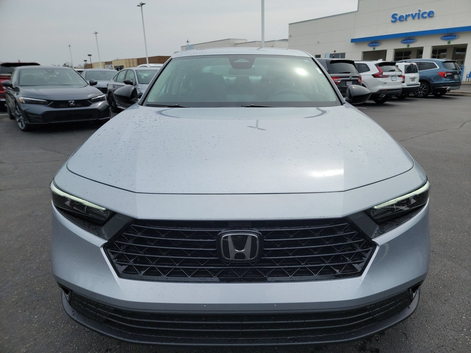 New 2026 Solar Silver Metallic Honda SE image 2