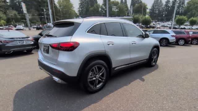 Used 2026 Cirrus Silver Metallic Mercedes-Benz GLA 250 image 8
