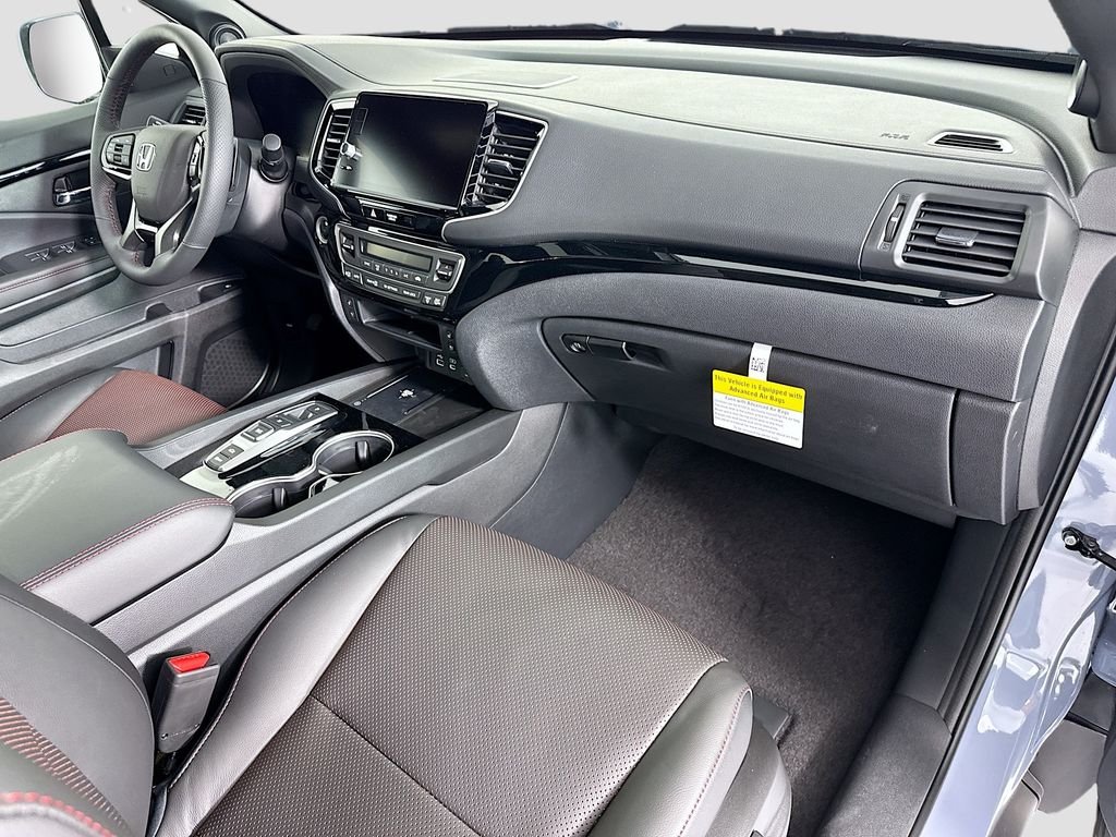 New 2026 Sonic Gray Pearl Honda Black Edition image 17