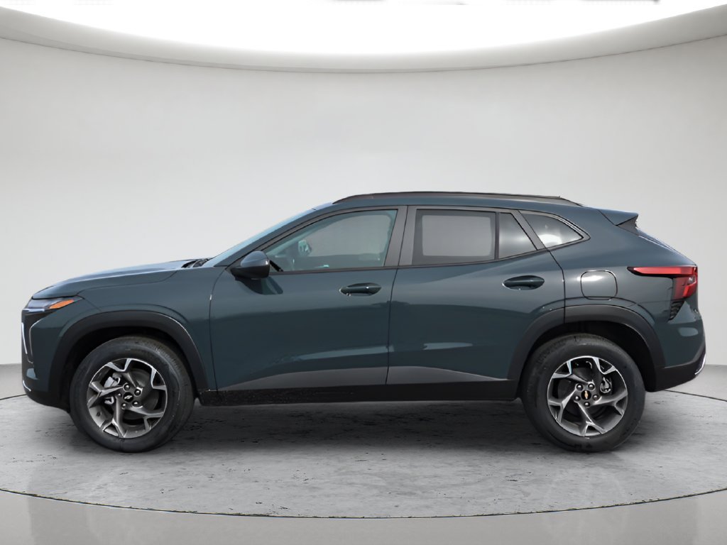 2026 Chevrolet Trax LT - Photo 8