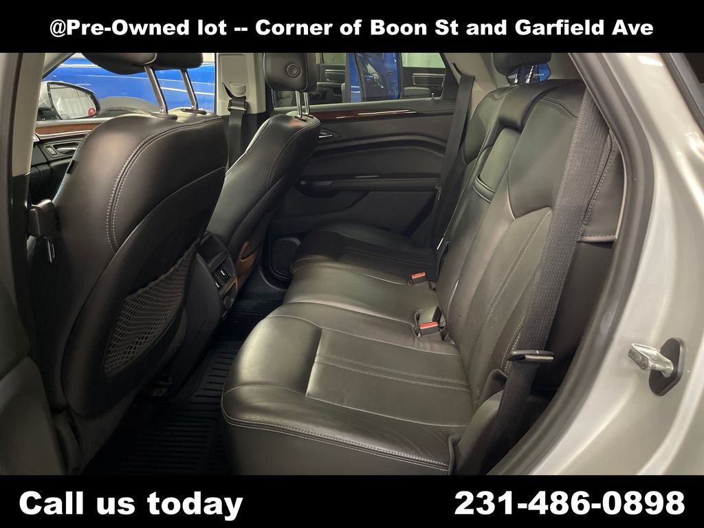 Used 2013 Silver Cadillac Luxury image 21
