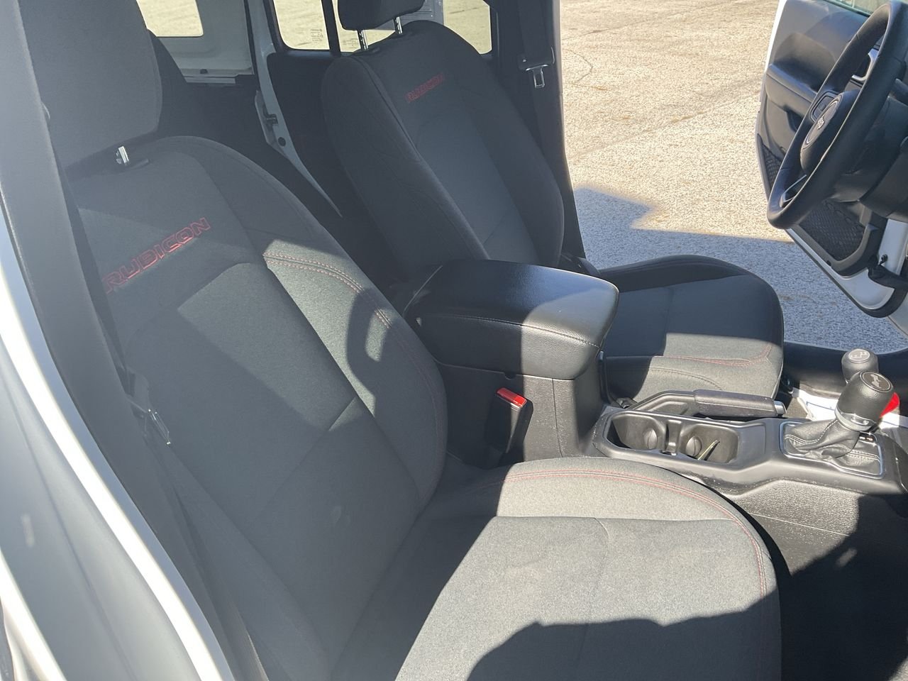 Used 2024 Bright White Clearcoat Jeep Rubicon image 23